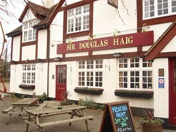 Sir Douglas Haig Inn Effingham 外观 照片
